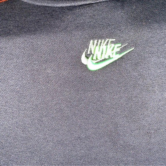 Nike Embroidered Round Neck Pullover. - Picture 8 of 8